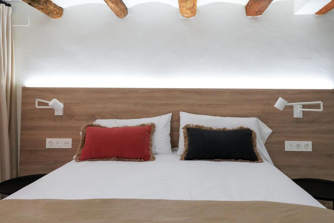 Apartaments La Rambla - Licorella - 4 Persones Cornudella de Montsant Bagian luar foto